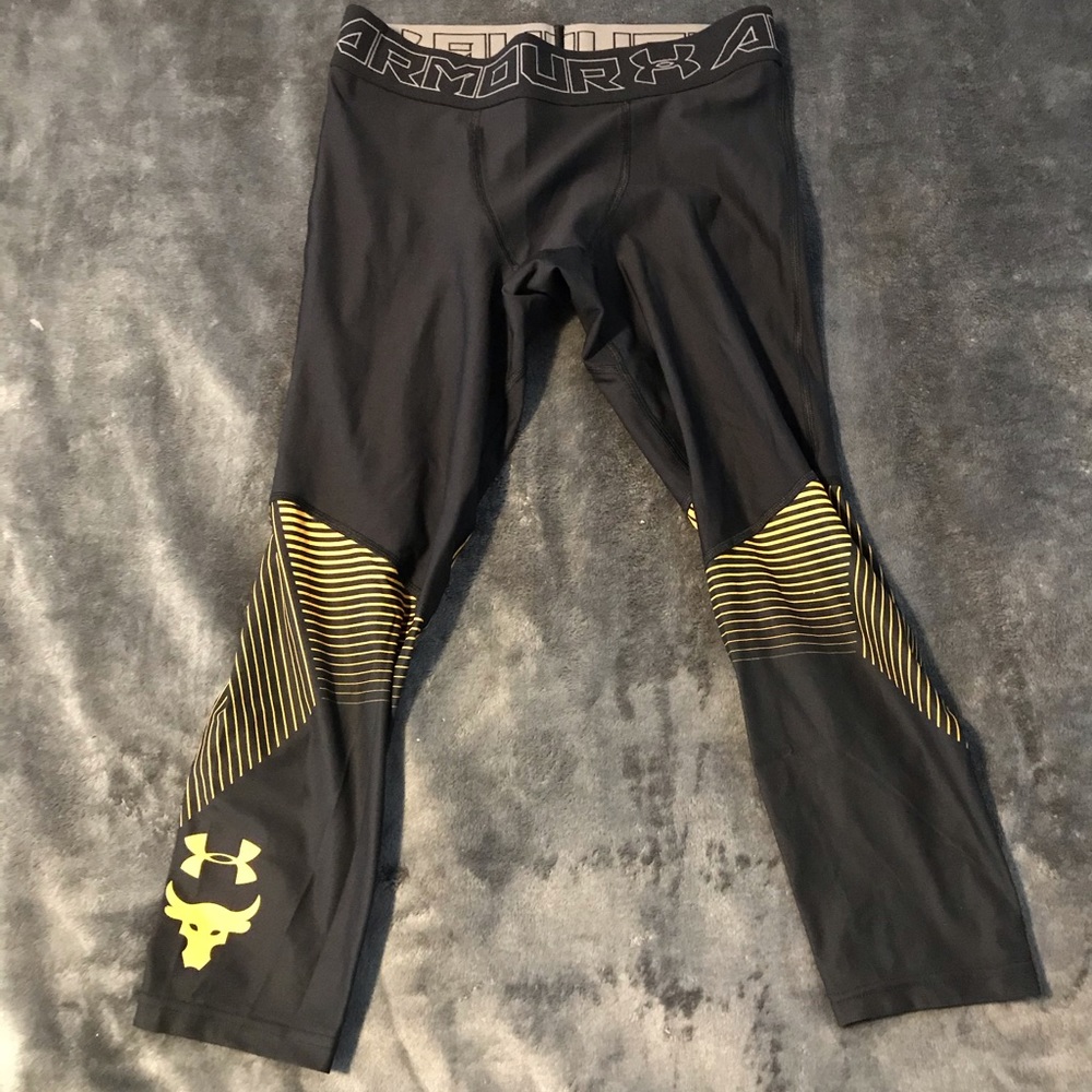 NWOT Project Rock 3/4 Leggings, large